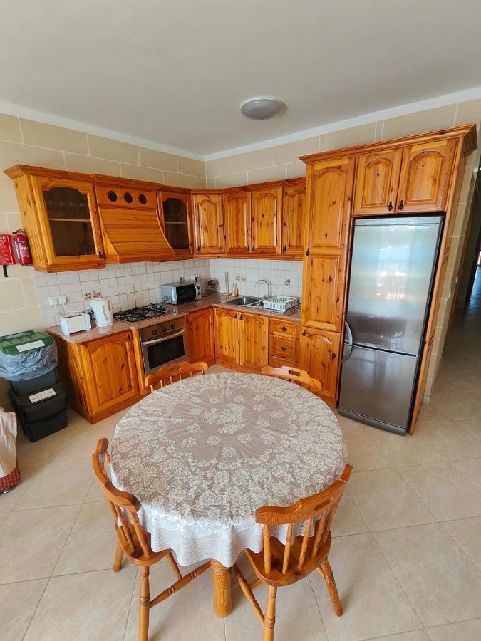 Seaview Apartment Zebbug  Exterior photo
